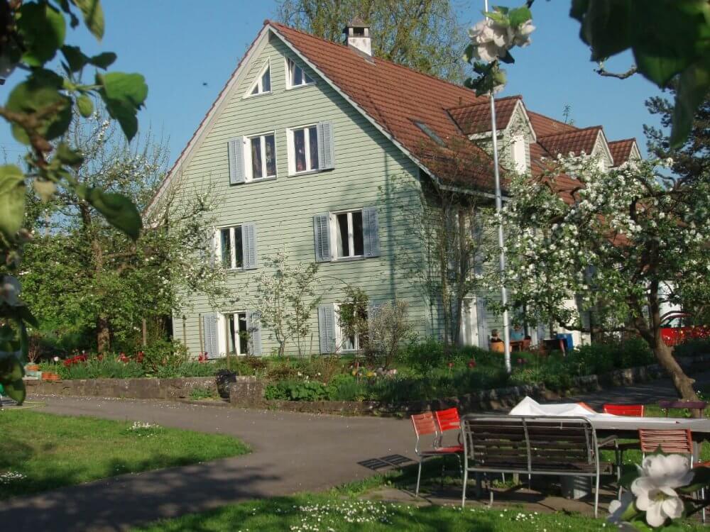 Schürz 3